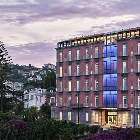De Bonart Naples, Curio Collection By Hilton-2