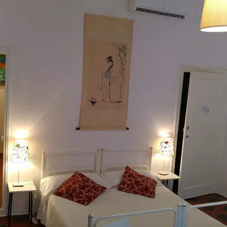 Lucretia House-3