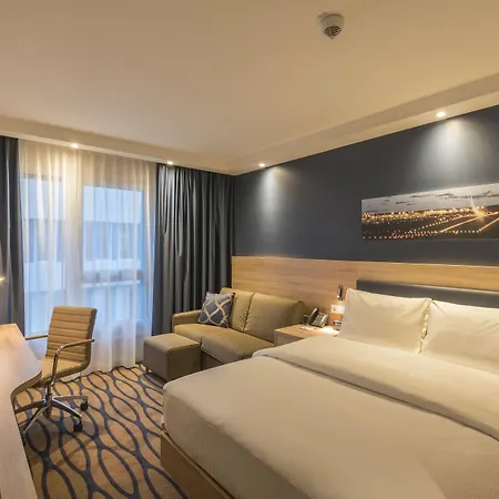 Hampton By Hilton Munich City North-2