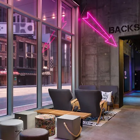 Moxy Boston Downtown-3