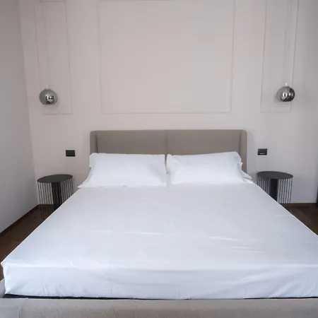 Palazzo Danisi Rooms&Suites-2
