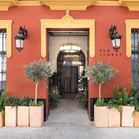 Honest Sevilla Hotel-3