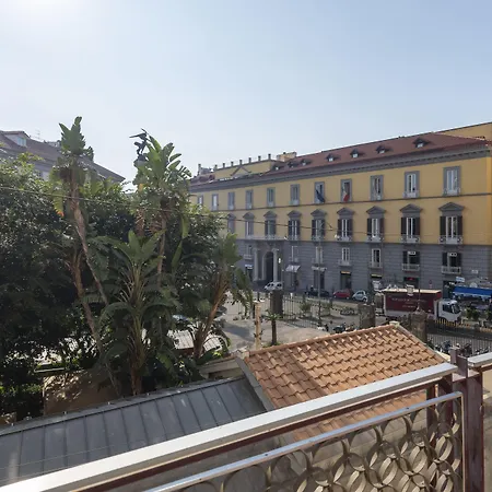 Well Suites - Piazza dei Martiri-2