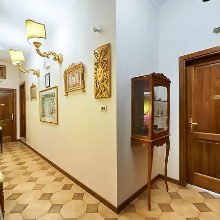 Fabrizio's Rooms-3