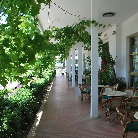 Hotel Villa Verde-3