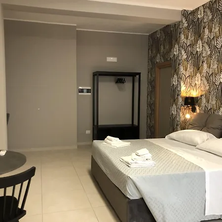 Dante 3 Guesthouse By Apulia Accommodation-2