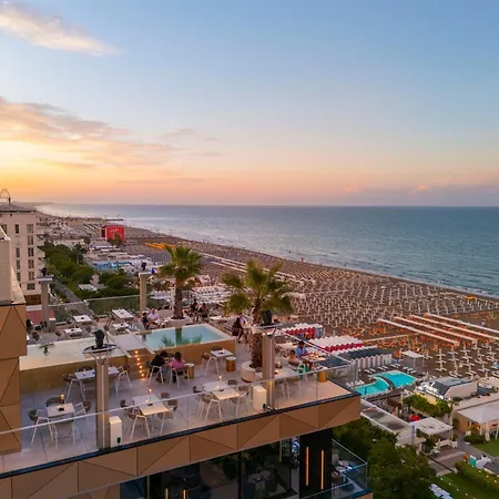 The Promenade Luxury Wellness Hotel-3
