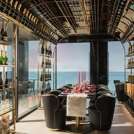 The Promenade Luxury Wellness Hotel-2