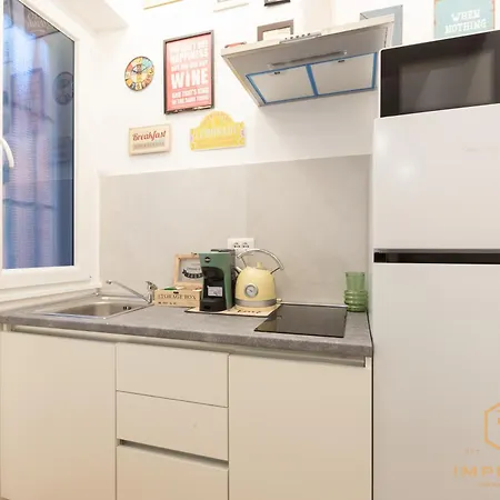 Imperium Luxury Suites - 100Mt To Metro A, 5 Min To Center, Pvt Bathroom, A-C-2