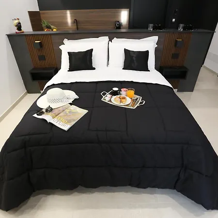 Il Moro Luxury Rooms-2