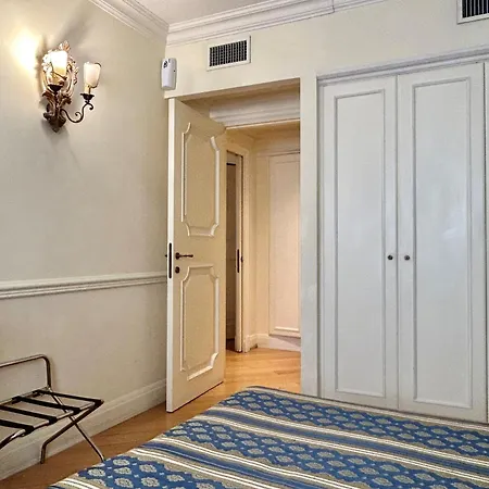 Suites Torre Dell'Orologio-3
