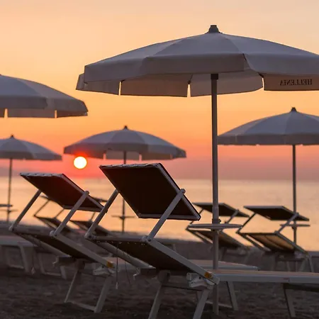 Hellenia Yachting Hotel & Spa-3
