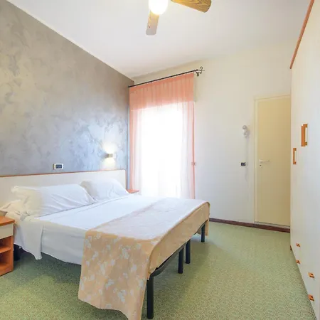 Hotel Sandra-3