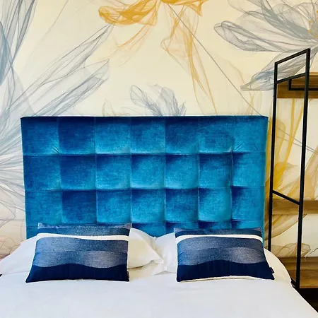 Bon Ton Design Rooms By Dot Suites-3
