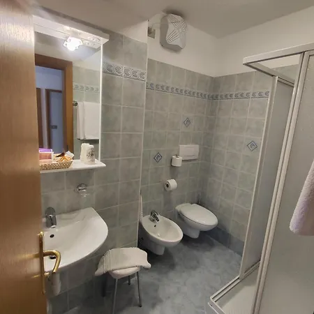 Hotel Villa Cima Undici-3
