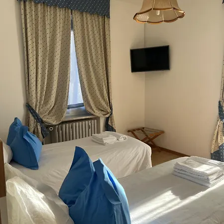 Hotel Garni Suisse-2