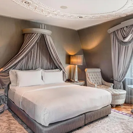 Wyndham Grand Istanbul Kalamis Marina Hotel-3