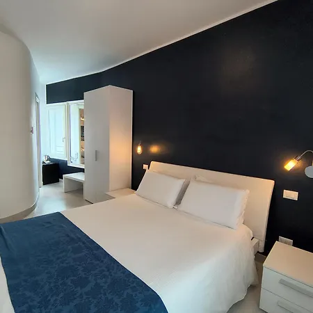 Rooms&Breakfast Il Punto...-2