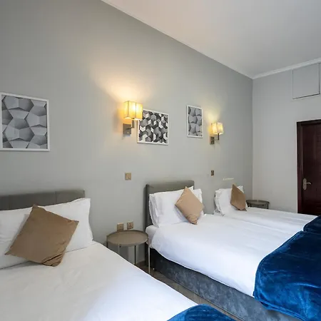 Giusi Rooms - Aetheria Esquilinus Guesthouse-3