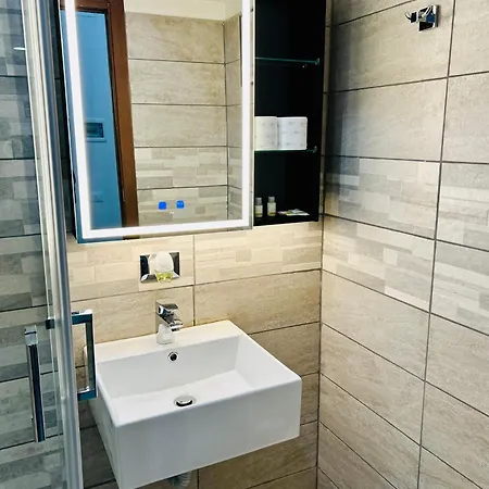 Grandis Rooms-3