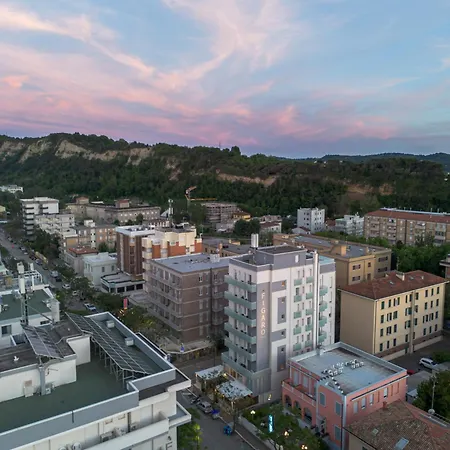 Amadei Hotel Blumen-2