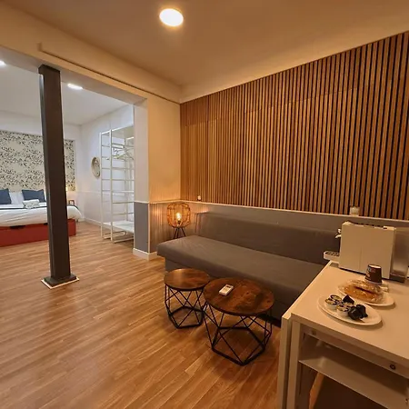 Hola Rooms-3
