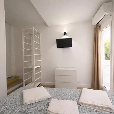 Pied A Terre Barberini-3