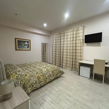 La Suite-3