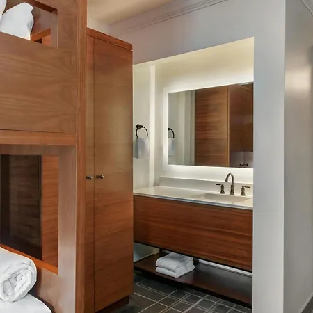 Found Hotels, Santa Monica, Series By Marriott-3