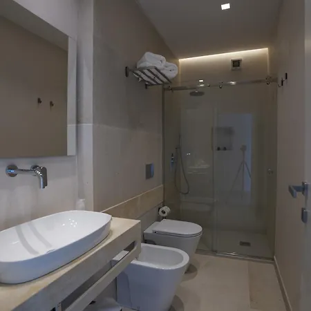 Kalibia Rooms And Suites-3