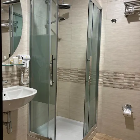 Hotel Donna Crescenza-3