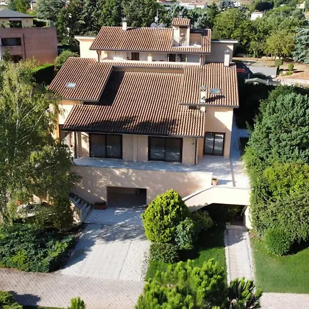 Villa Bellavista Luxury Suites-2