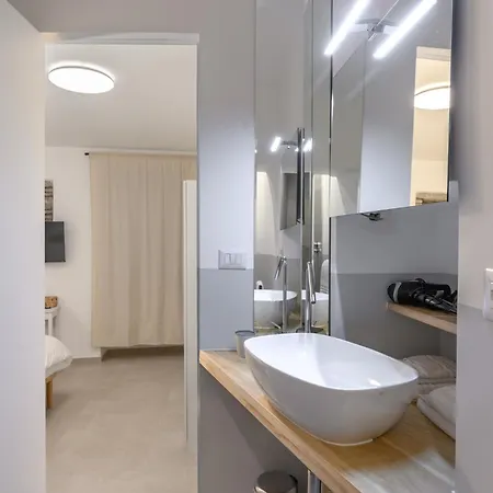 Basco Guest House-3