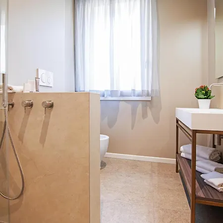 Modena Relax Luxury Rent Rooms-2
