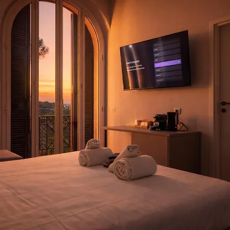 Vatican Pertusa Luxury Suites by Salisù-3