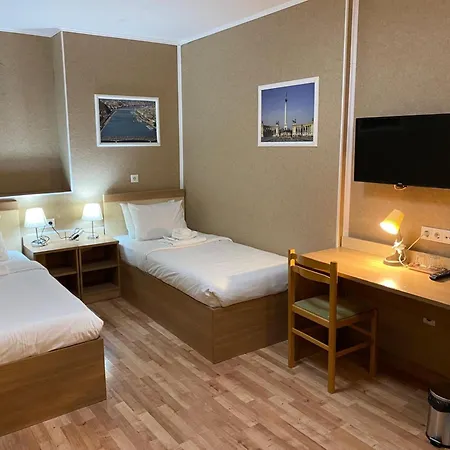Silver Hotel Budapest City Center-2