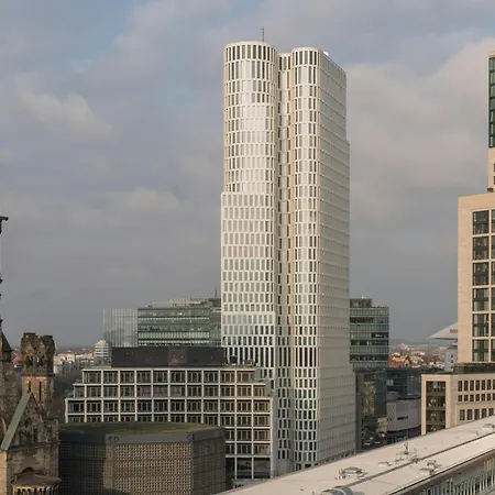Motel One Berlin-Upper West-3