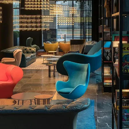 Motel One Berlin-Alexanderplatz-2