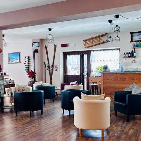 Hotel Piccolo Chalet-2