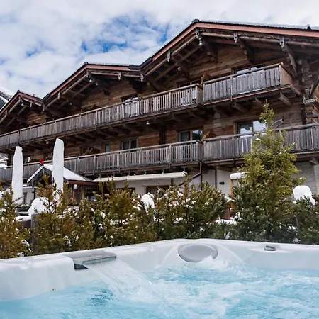 Alpen Chalet - Charme Mountain Hotel --3