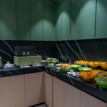 Rose Plaza Hotel Al Barsha-2