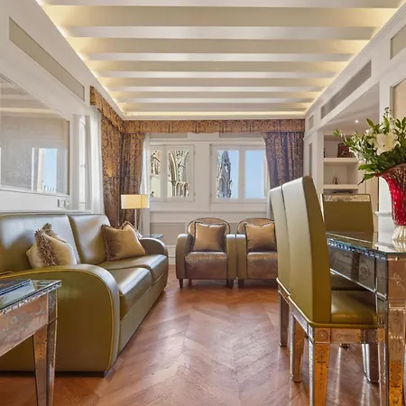 Canaletto Luxury Suites - San Marco Luxury-2