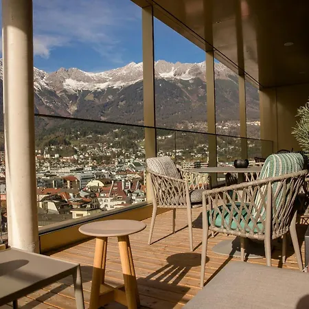 Motel One Innsbruck-3