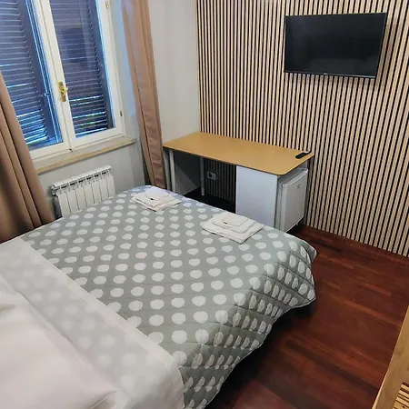 Guest House La Palazzina-3