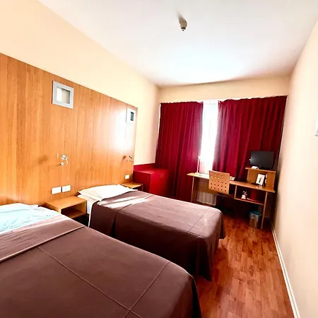 Executive Hotel-2
