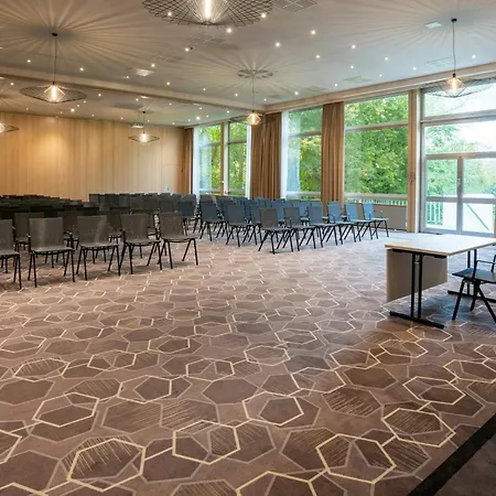 Leonardo Royal Hotel Koeln - Am Stadtwald-2