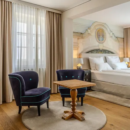 Boutiquehotel Amadeus-2