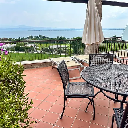 Castello Belvedere Apartments-3