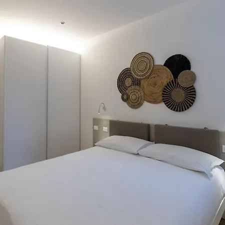 Residence La Torre con private park-2
