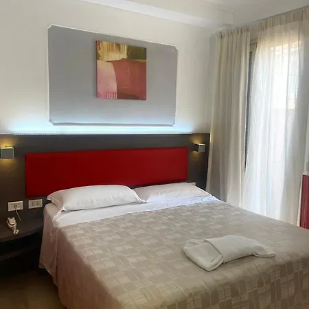 Hotel Center 2-3